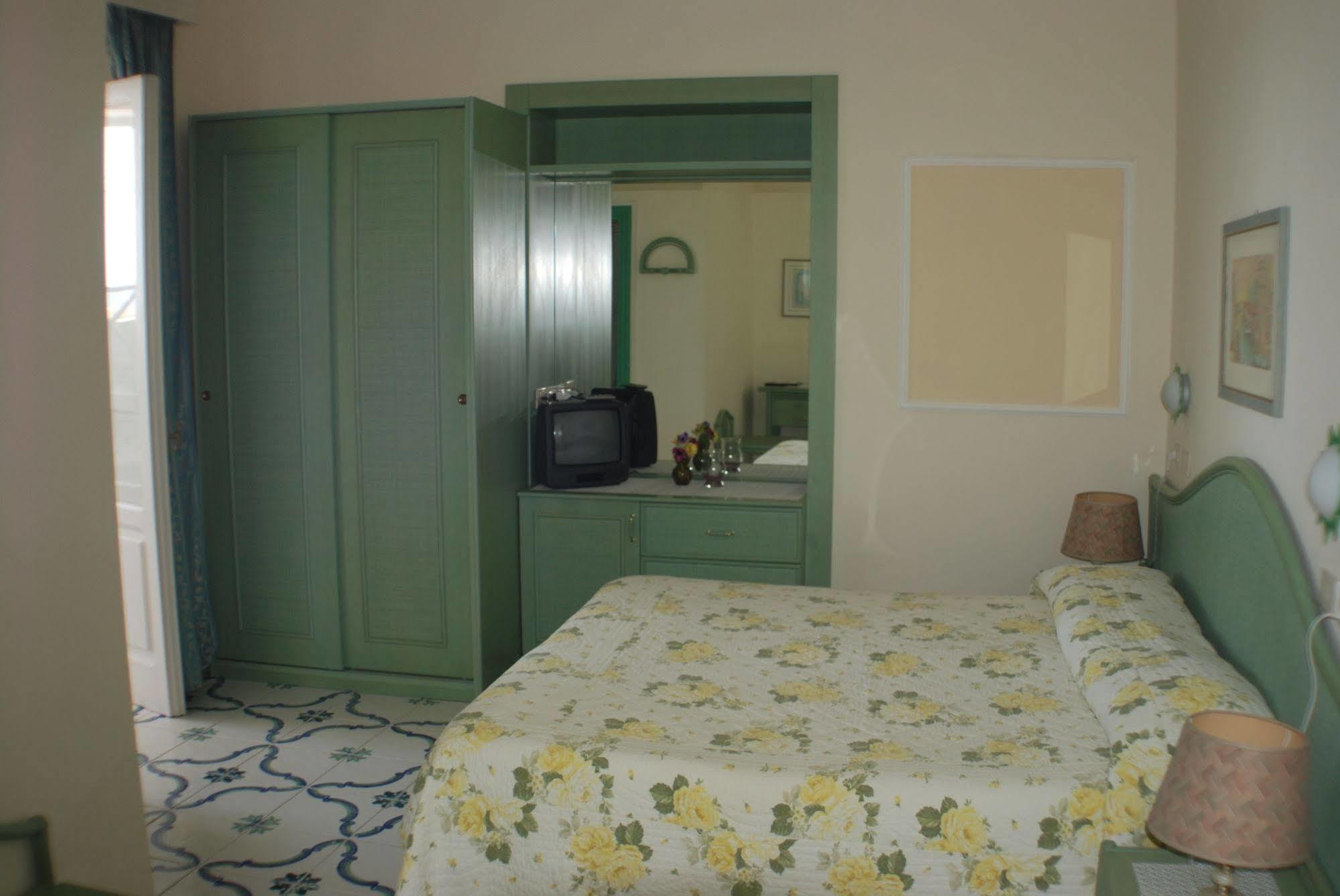 Hotel La Palma Sant'Angelo  Dış mekan fotoğraf